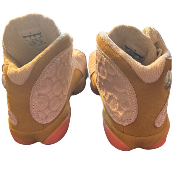 WOMEN’S JORDAN ‘B’ RETRO 2013 SIZE 8 SUEDE - Picture 15 of 16